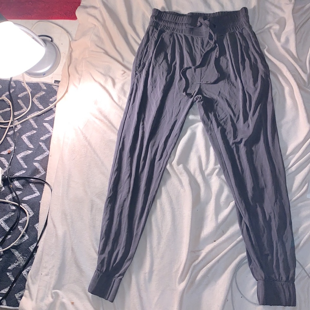 gap - Picture 2 of 8